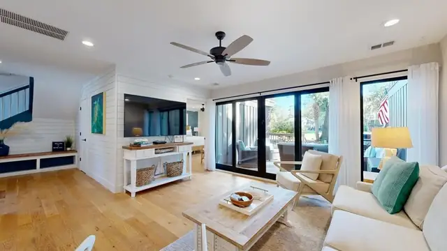 Living room at Water Oak 5